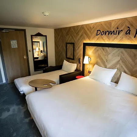 Ibis Styles Gare Gayant Expo Otel 3*