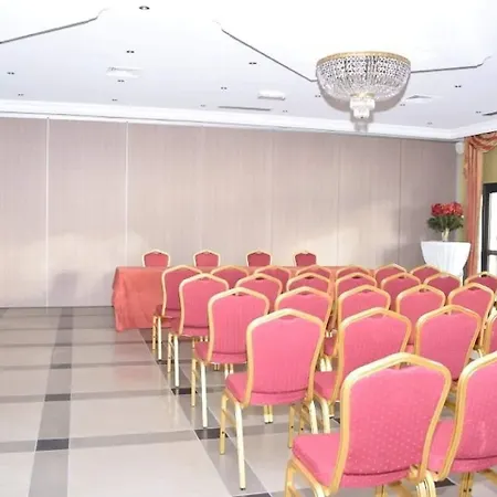 Ibis Styles Gare Gayant Expo Hotel 3*